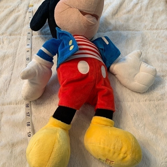 Macy’s 2009 20 inch Disney Plush Mickey Mouse Sailor Holiday Edition In EUC - Picture 3 of 4